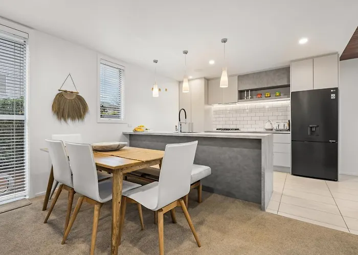 City Escape - Christchurch Central Apartment